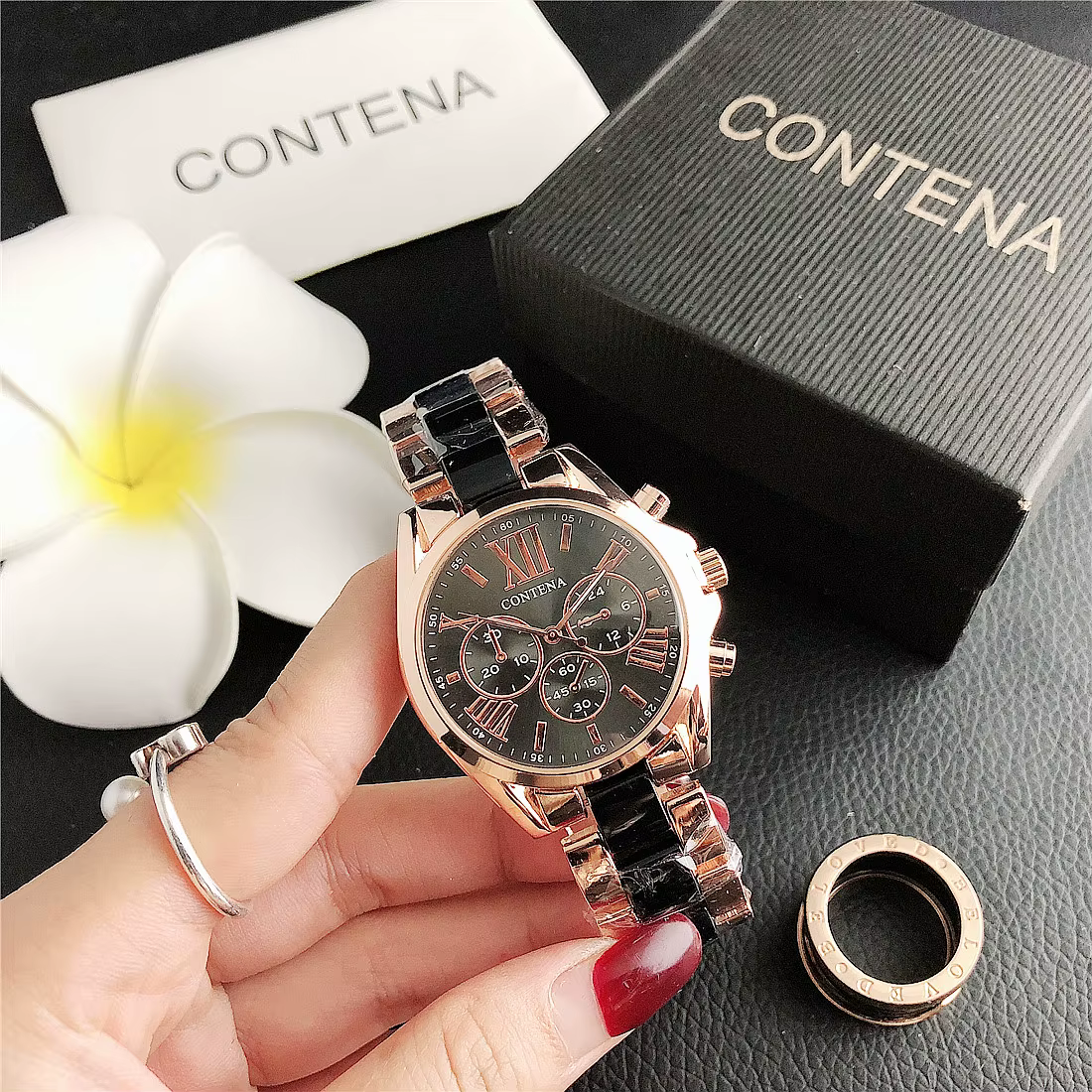 Top Marque De Luxe Montres pour Femmes Mode Créative En Acier Bracelet Femmes Montres Dames Quartz B