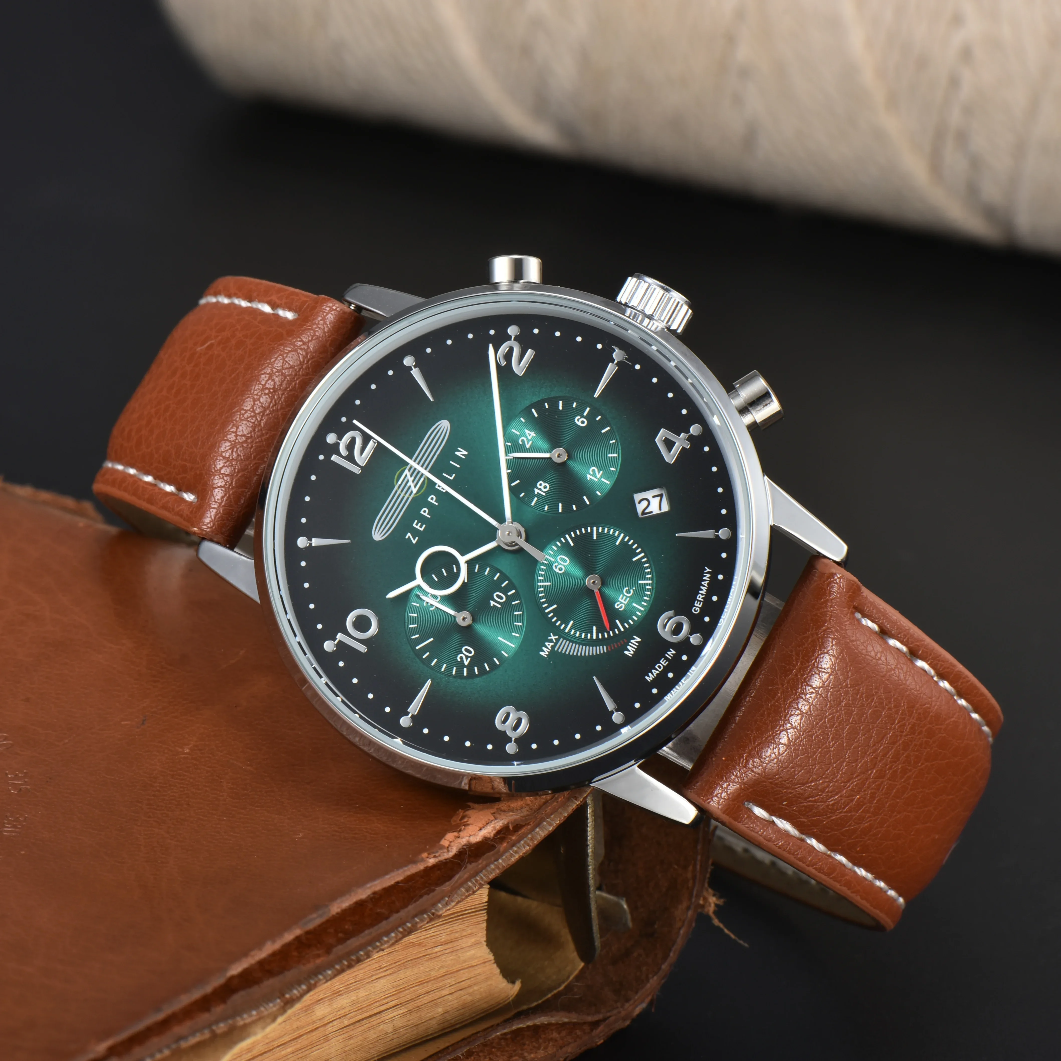 Montre Zepelin Hindenburg Zeppelin 8086-4 Acier Tungstène Bracelet Cuir Occasionnels Blanc Bleu Or