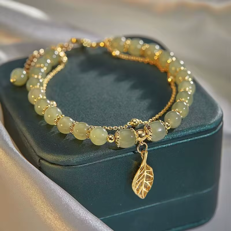 Bracelet perlé rouge de style chinois pour femme